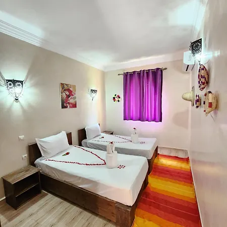 Les Jardins D Amizmiz 6 Piscines Bed & Breakfast Wawizelte Exterior photo
