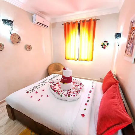 Les Jardins D Amizmiz 6 Piscines Bed & Breakfast Wawizelte Exterior photo