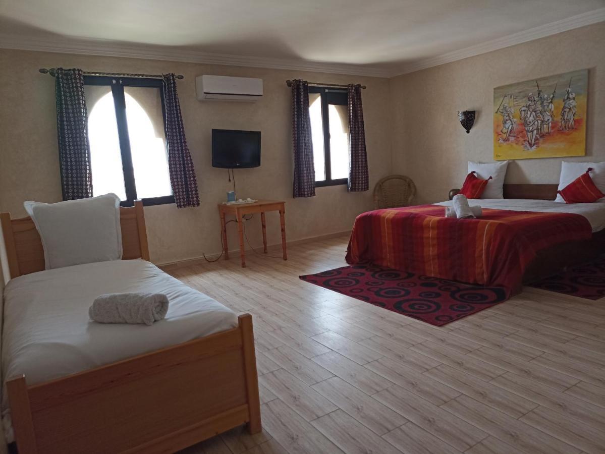 Bed & Breakfast Les Jardins D Amizmiz 6 Piscines