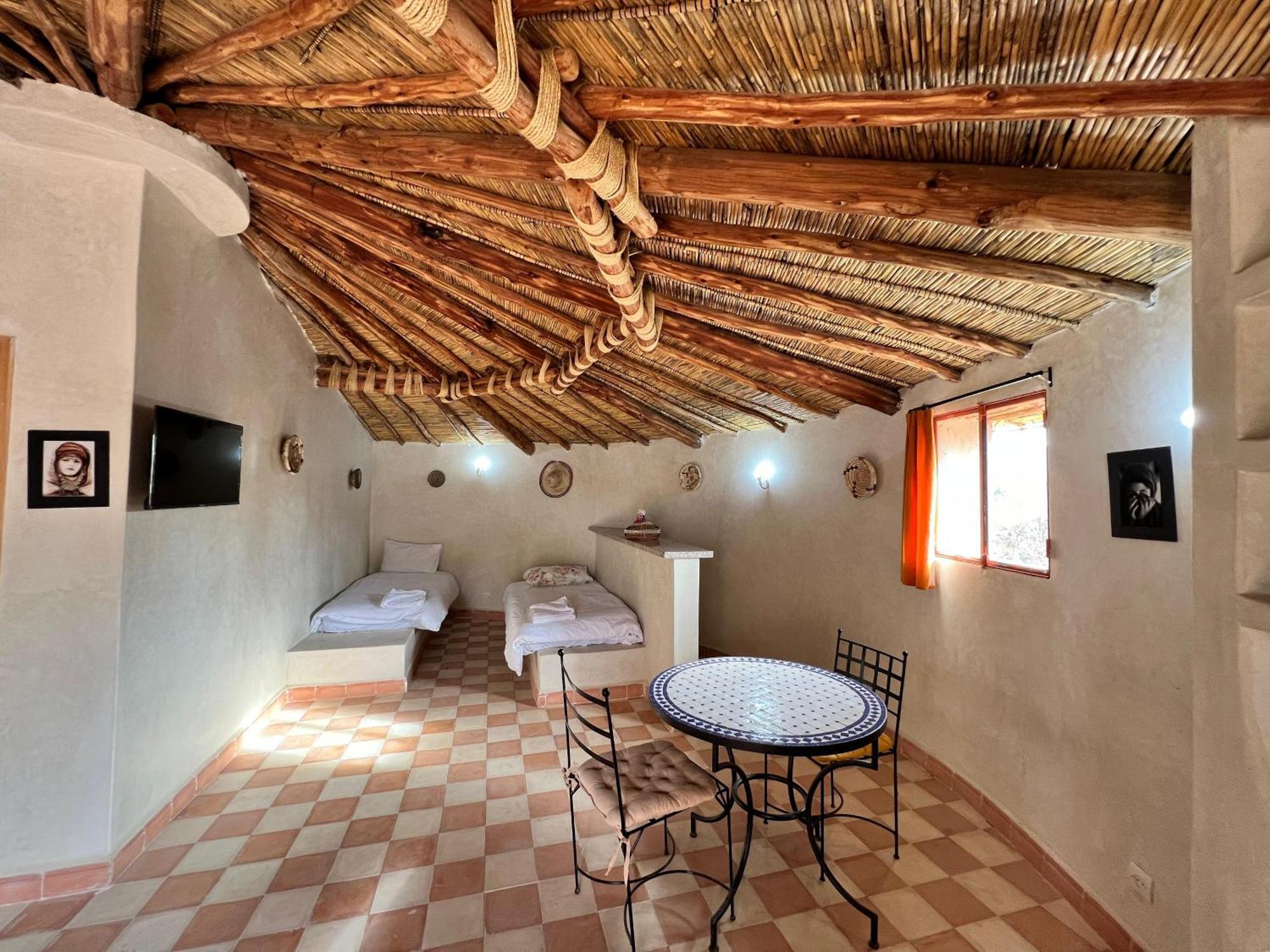 Les Jardins D Amizmiz 6 Piscines Bed & Breakfast