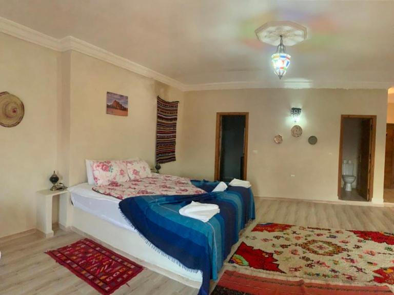 Bed & Breakfast Les Jardins D Amizmiz 6 Piscines