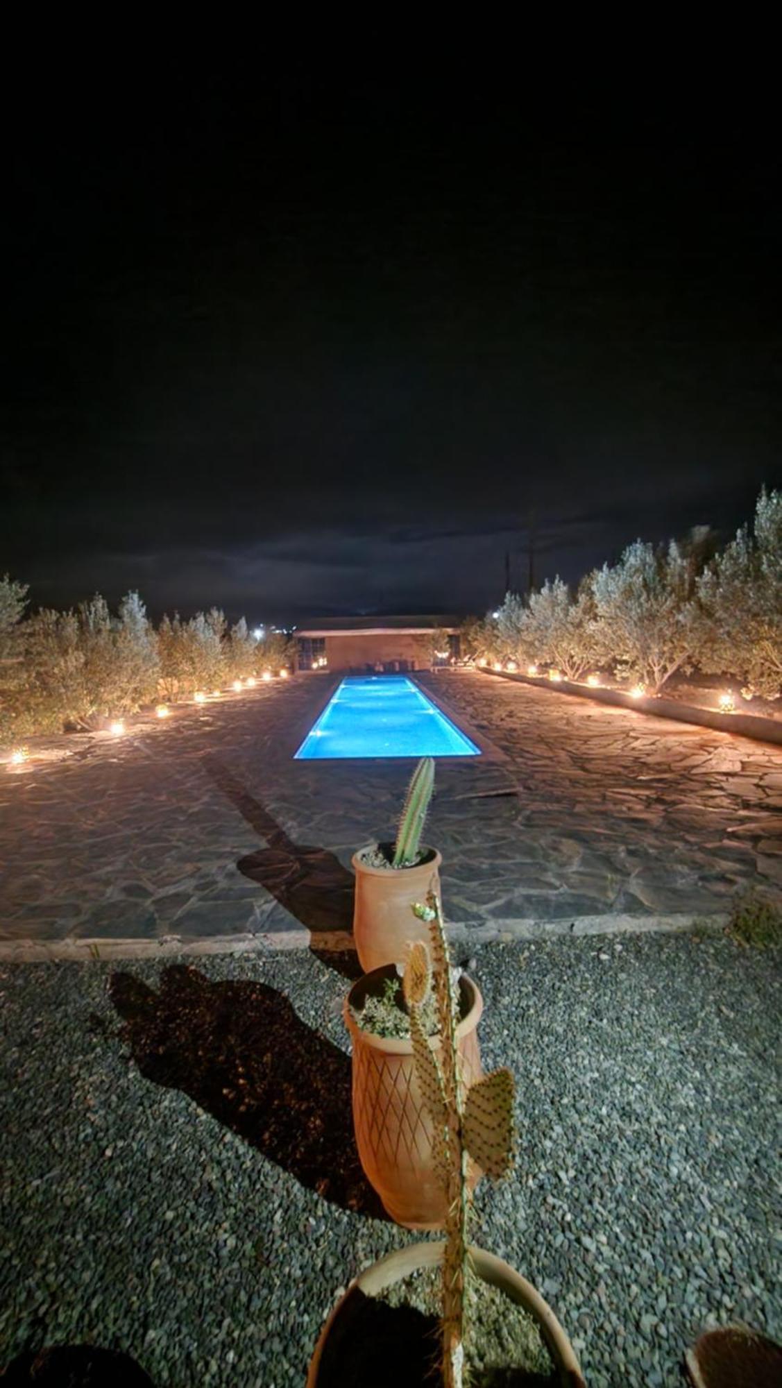 Les Jardins D Amizmiz 6 Piscines Bed & Breakfast Wawizelte