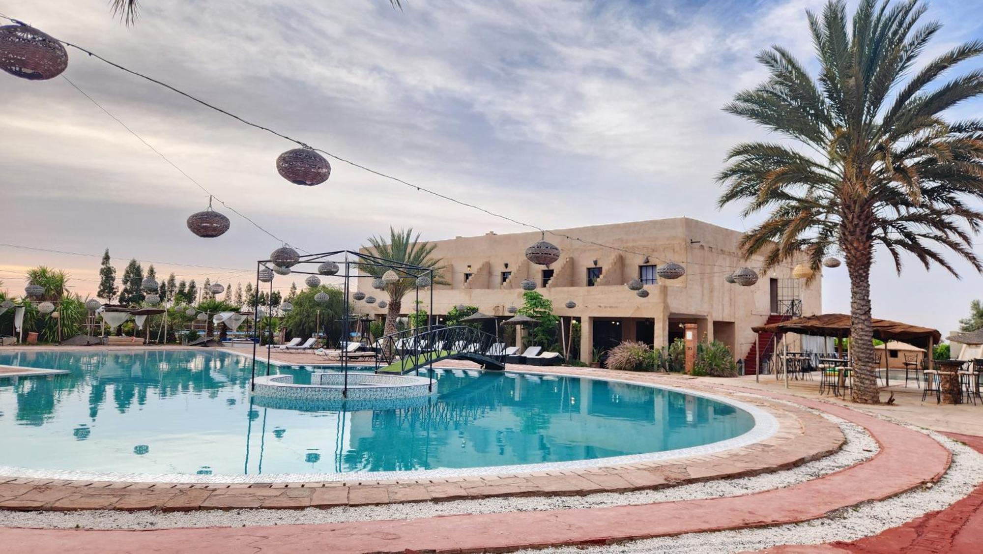 Les Jardins D Amizmiz 6 Piscines *