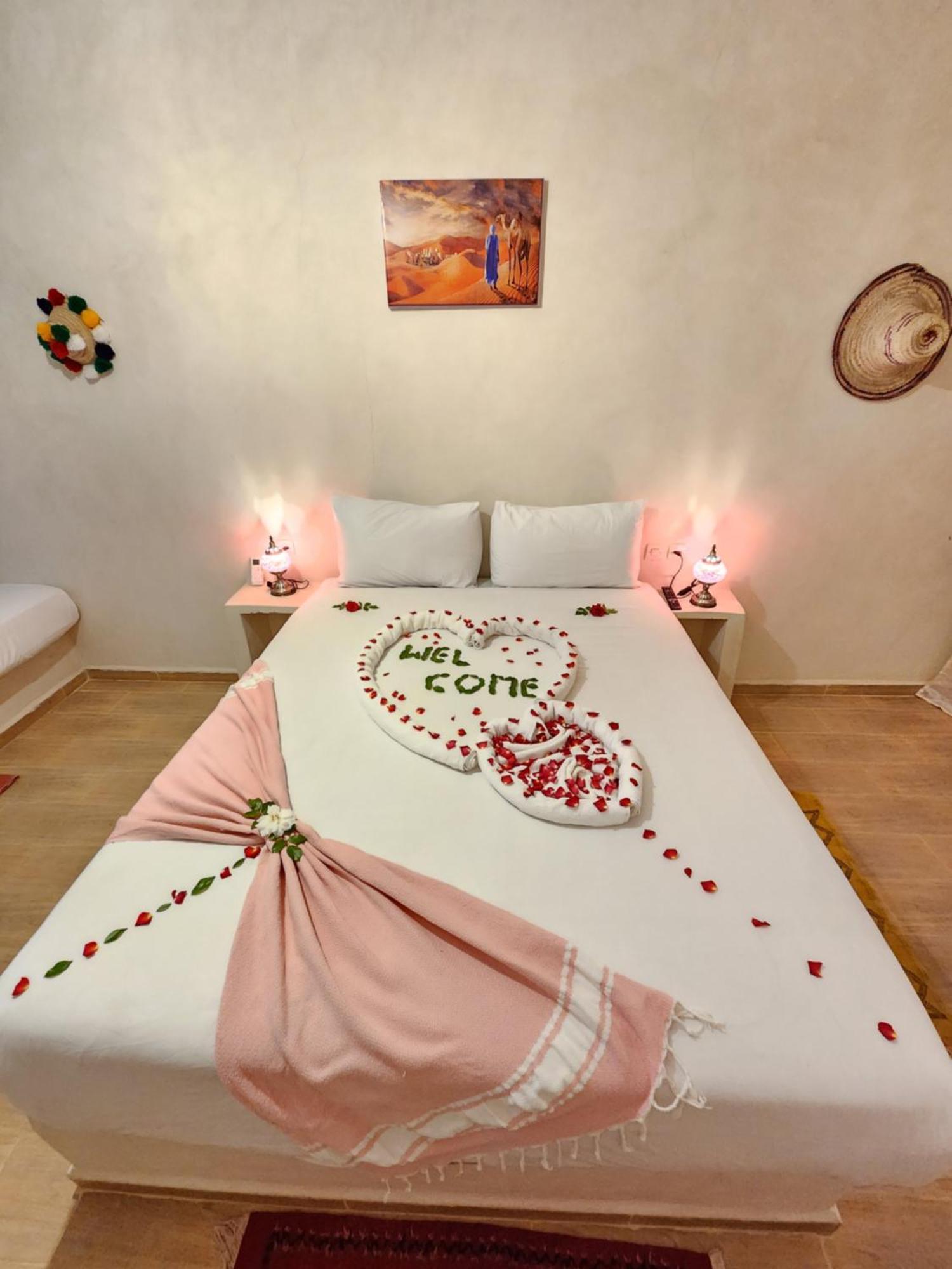 Bed & Breakfast Les Jardins D Amizmiz 6 Piscines *