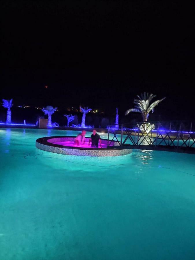 Les Jardins D Amizmiz 6 Piscines *